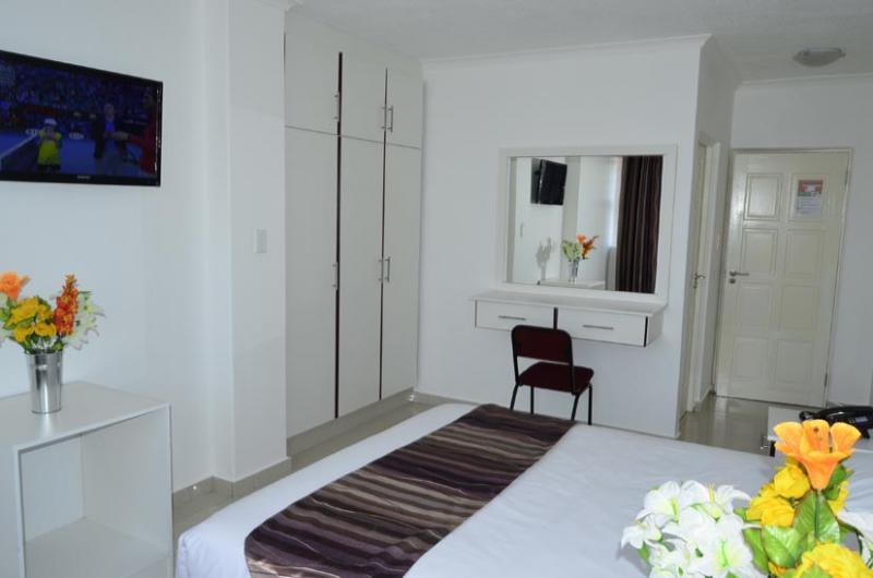 Royal Ushaka Hotel Дърбан Екстериор снимка